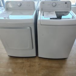$1028(MSRP$1998, Save $970) LG Top Load Washer and Front Load Gas Dryer Set