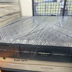 KING SIZE SIMMONS BEAUTYREST (EXTRA-FIRM) MATTRESS & BOX SPRINGS BED SET