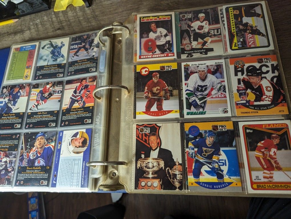 Book Of Hockey Cards Gretszky 