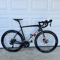 Diamondback Carbon road Bike 🚴 56cm Shimano Groupset 11 Speed Disk Brakes  Road Bike 