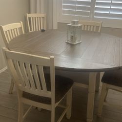 Round Dining Table