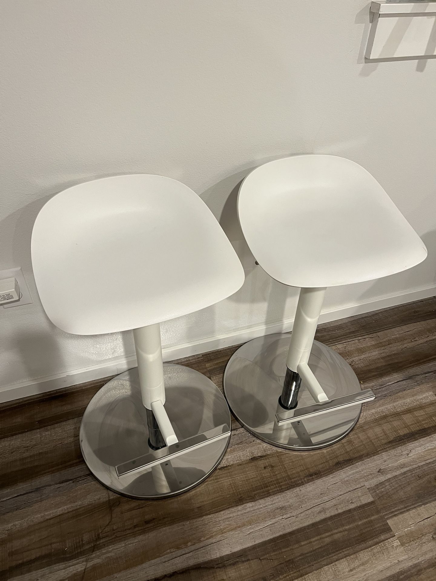 White Bar Stools!