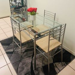 Dining Table Set