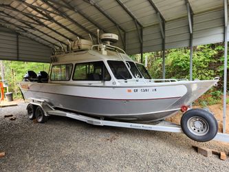 2011 Rogue river boats Coastal hard top