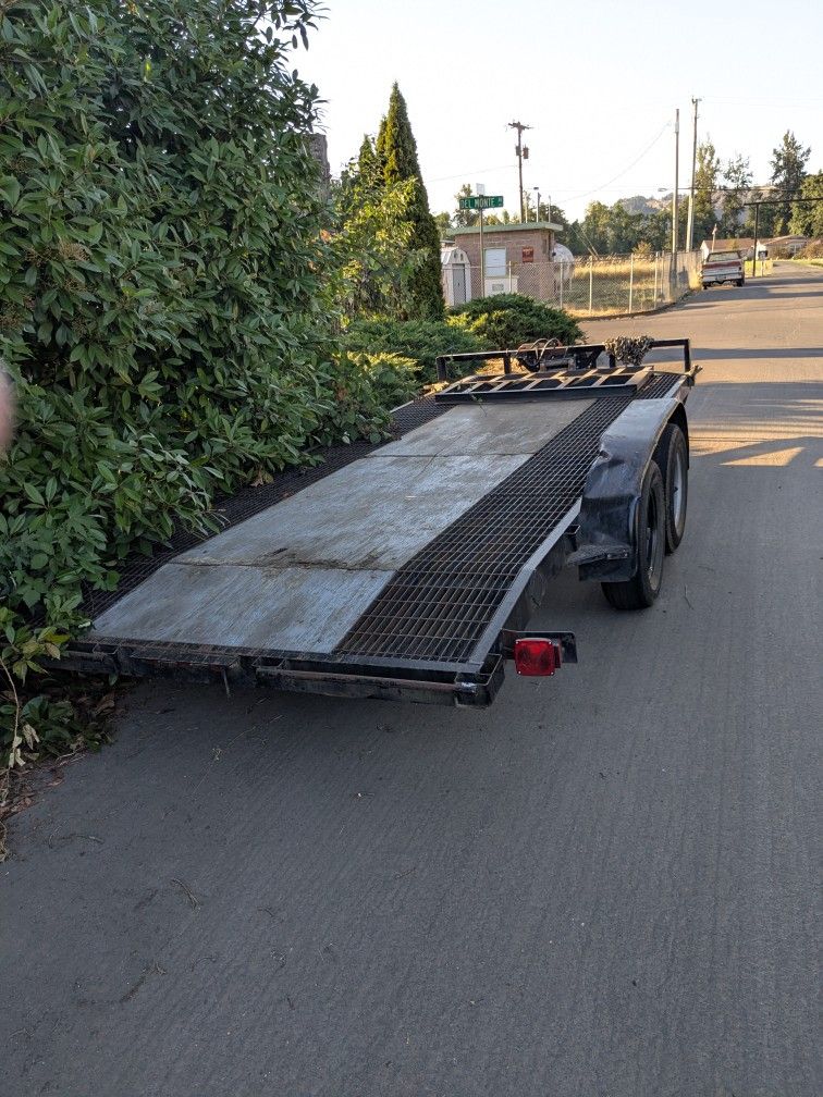 21 Foot Long Flat Bed.