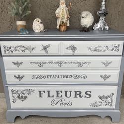 Solid Wood Dresser 