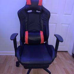 Gaming Chair (Black w/Carbon Fiber)
