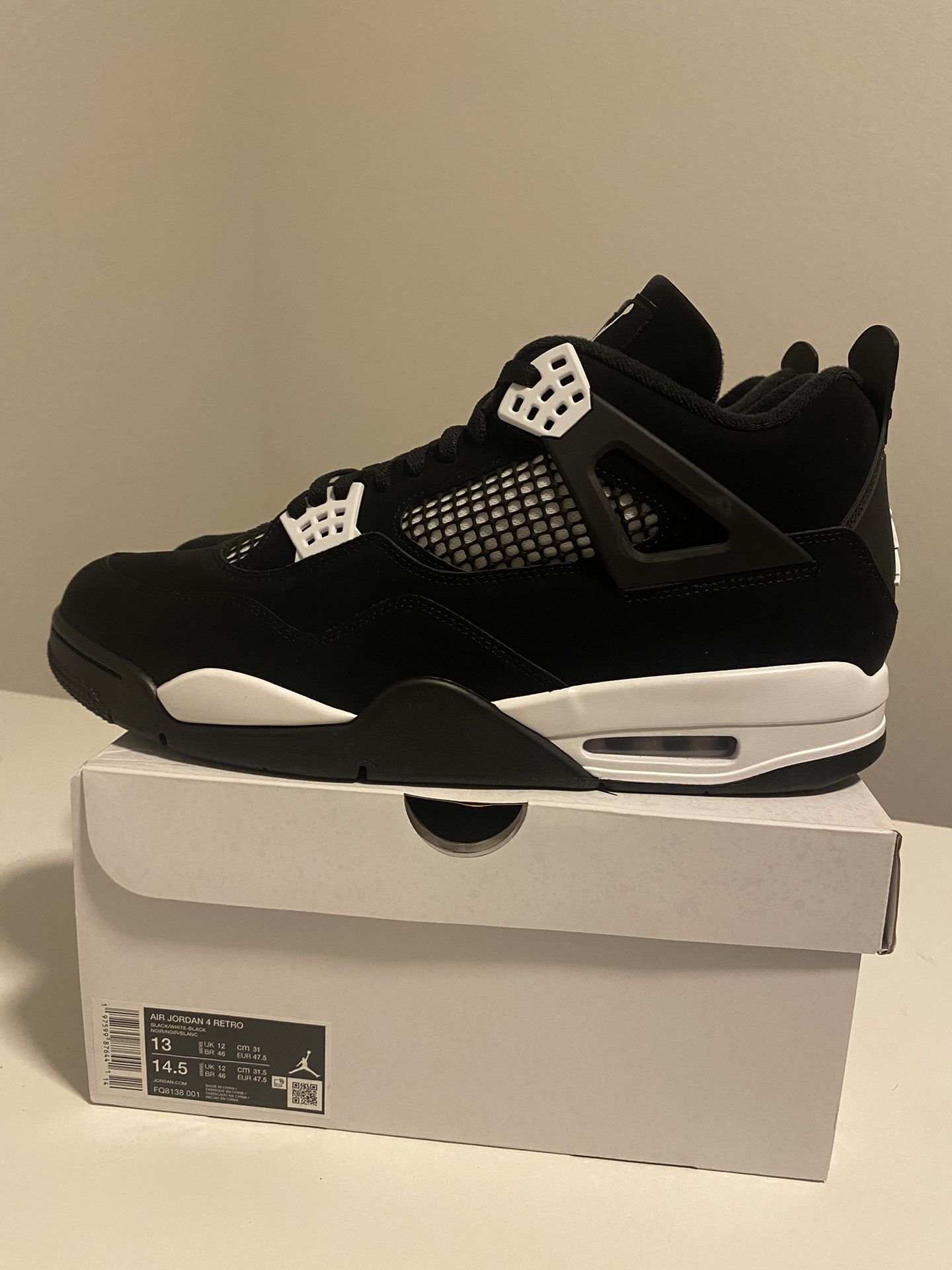Size 13 - Jordan 4 White Thunder 