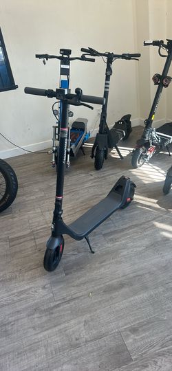 Phantom A10 Scooter 