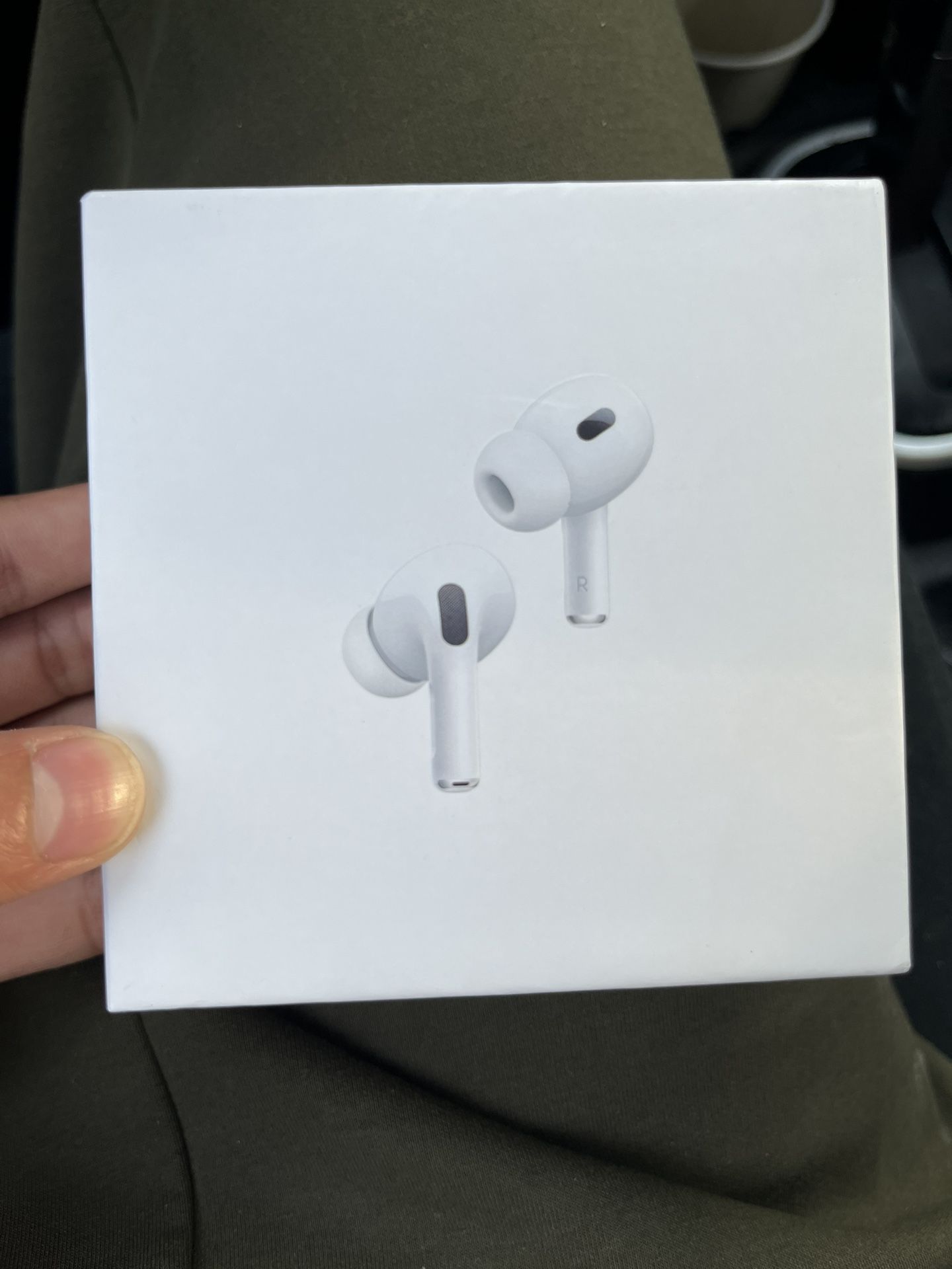 AirPods Pro 2nd Generation with Magsgafe Wireless Charging Case (USB-C)