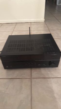 Yamaha rx-v683 Receiver