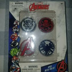 New Marvel Avengers 4 Piece Metal Pin Set