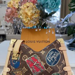 LOUIS VUITTON Side Trunk MM