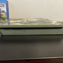 PS4 Slim Camo – Powers On – Digital Only – Read Description