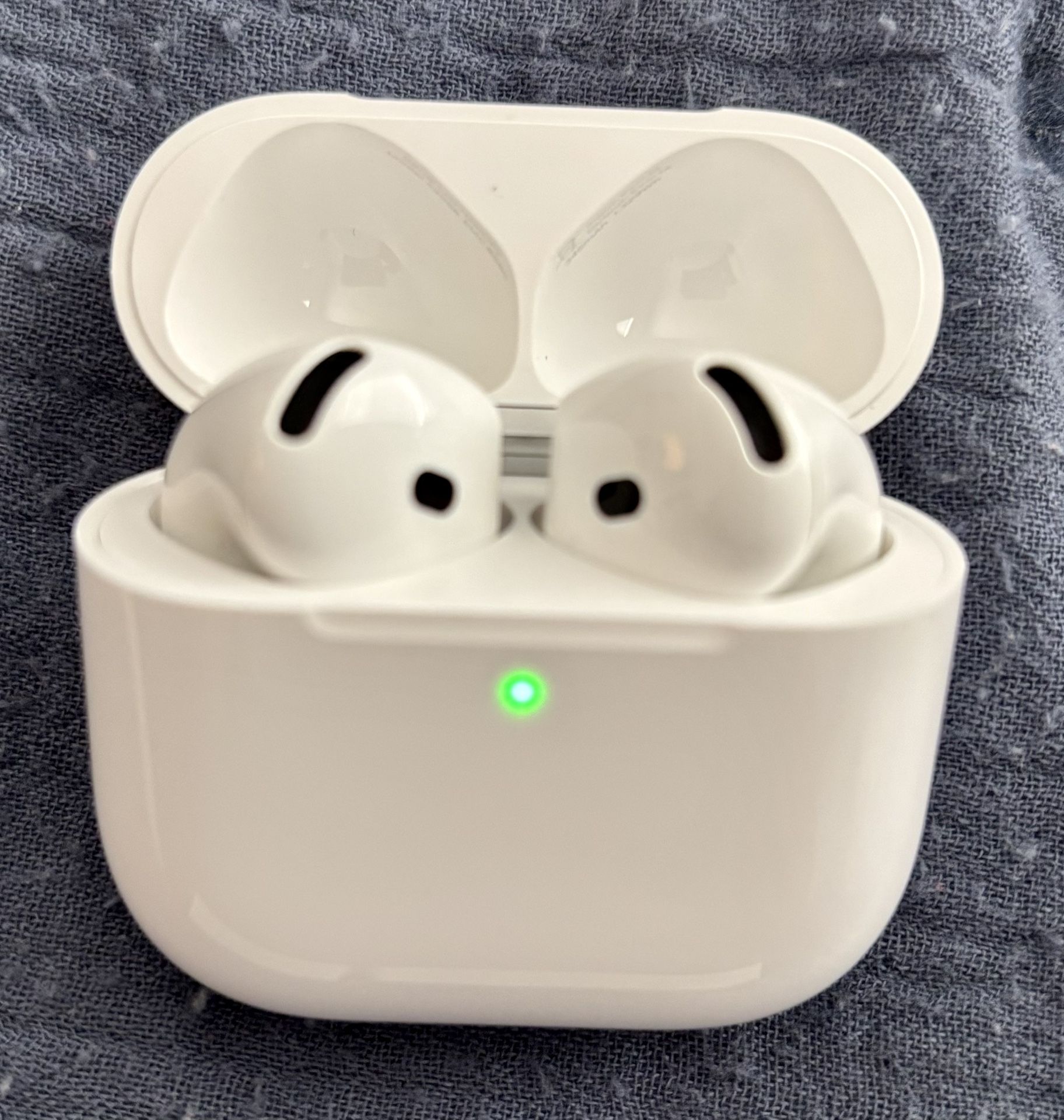 Airpods 4