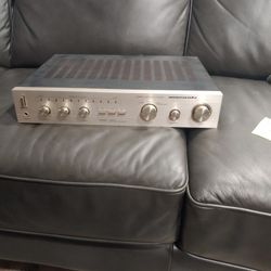 Marantz PM 325 Amplifier