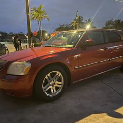 2005 Dodge Magnum