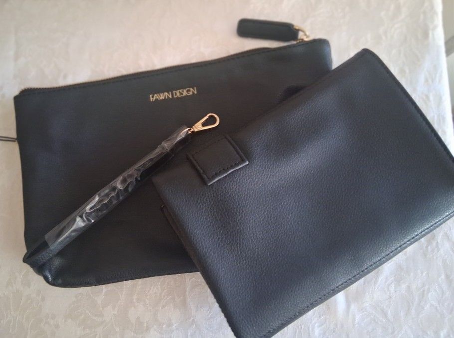 Fawn Design Changing Clutch W/Matching Changing Pad Diaper Pouch /BLACK ~NEW