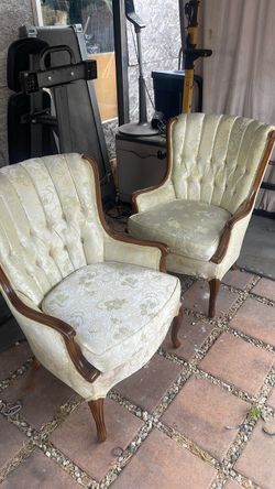 2 Antique chairs