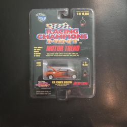 RACING CHAMPIONS MINT. 1970 PLYMOUTH BARRACUDA 