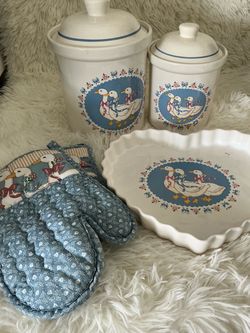 Vintage Country Goose Kitchen Set