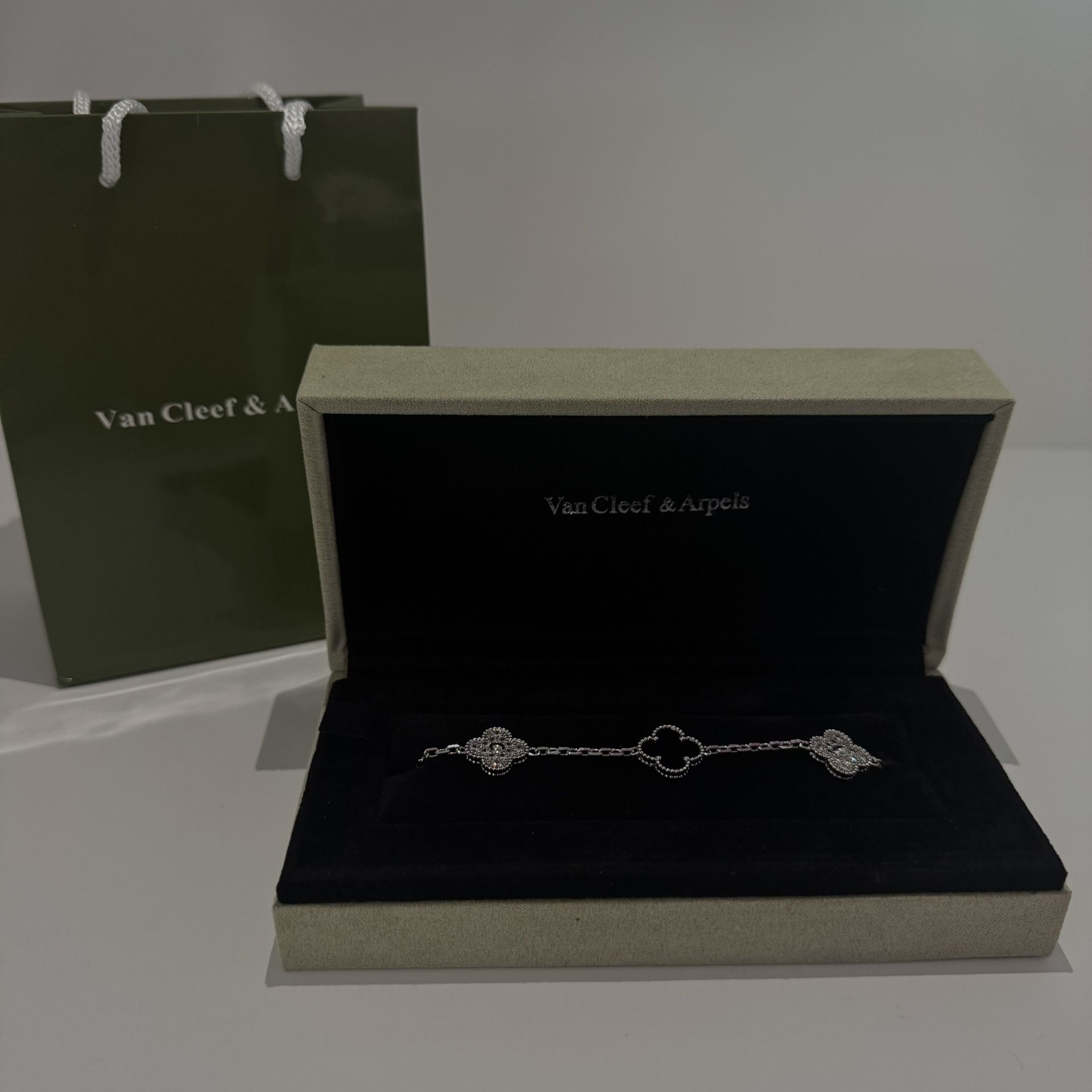Luxury VCA bracelet