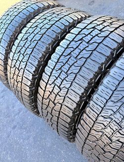 245/60/18 Falken 📍📍 Selling a set of 4 tires with 80% tread life remaining 📍🌟