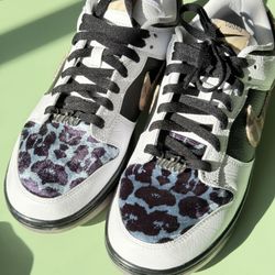 Nike Low Sneakers – Men’s Size 11 – Worn Once – Like New – Perfect Christmas Gift