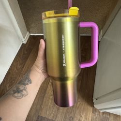 StarbucksXstanley Summer Sunset 2024 Tumbler 