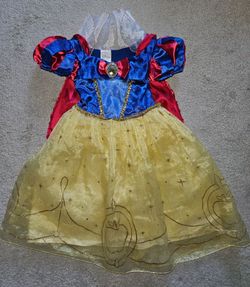 Snow White dress/costume. Size 4. $15