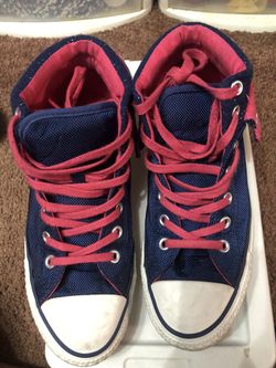 Converse unisex men’s size 6/ women’s size 8