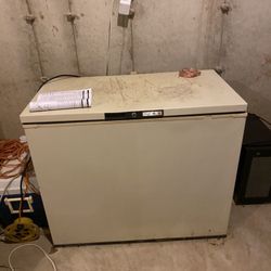 Moving Garage Estate Sale