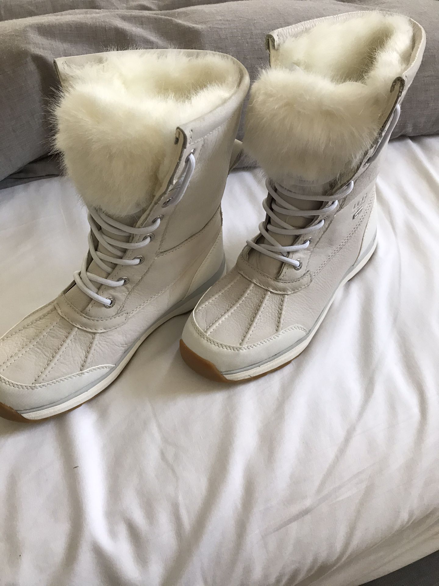 Authentic New Ugg waterproof boots