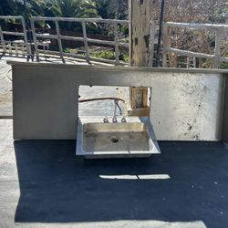 Outdoor Sink And Countertop - 2 Piece 