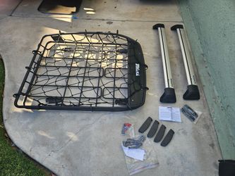 Thule basket and crossbars