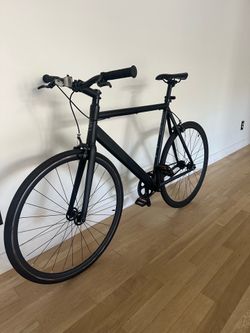 6KU Urban Track Bike - Large - Excellent Condition