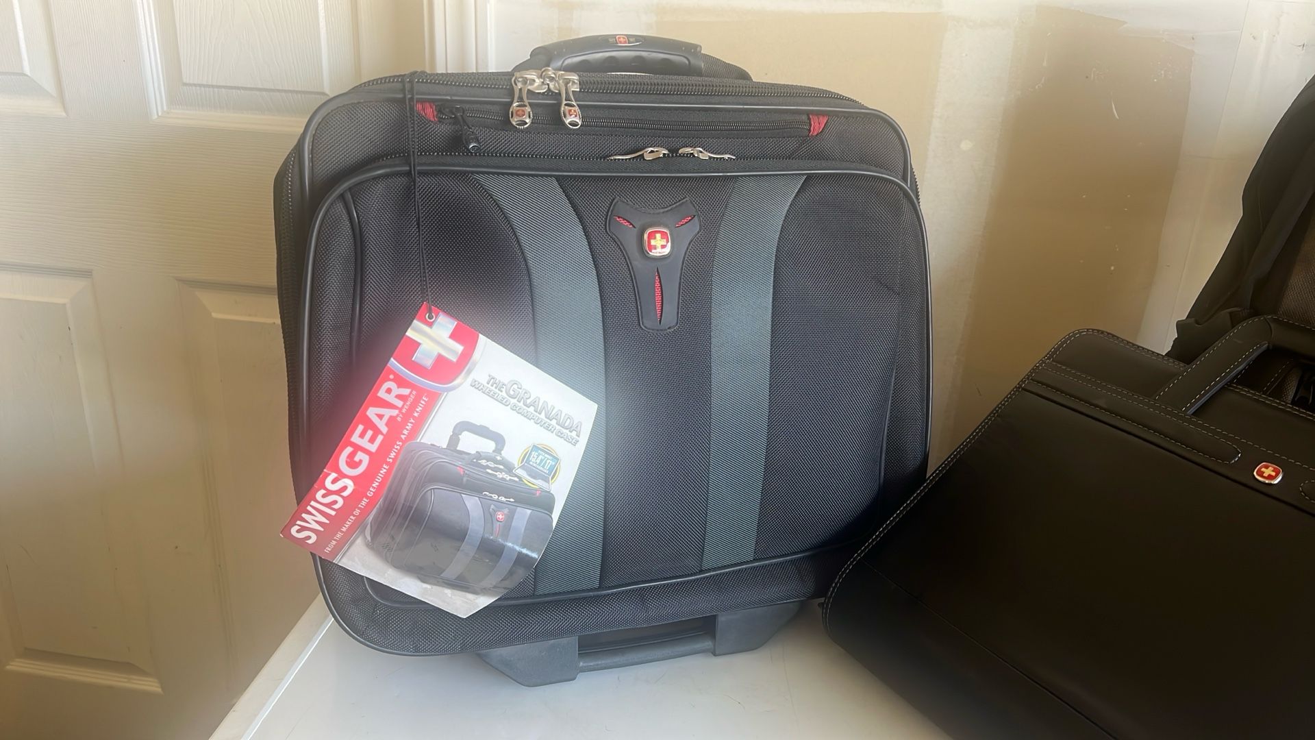Swiss Gear Computer Case 15.4 / 17 Inch Computer Case