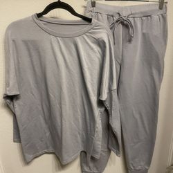 Women’s Gray 2 Piece Jogger Sweatpants Set, Large
