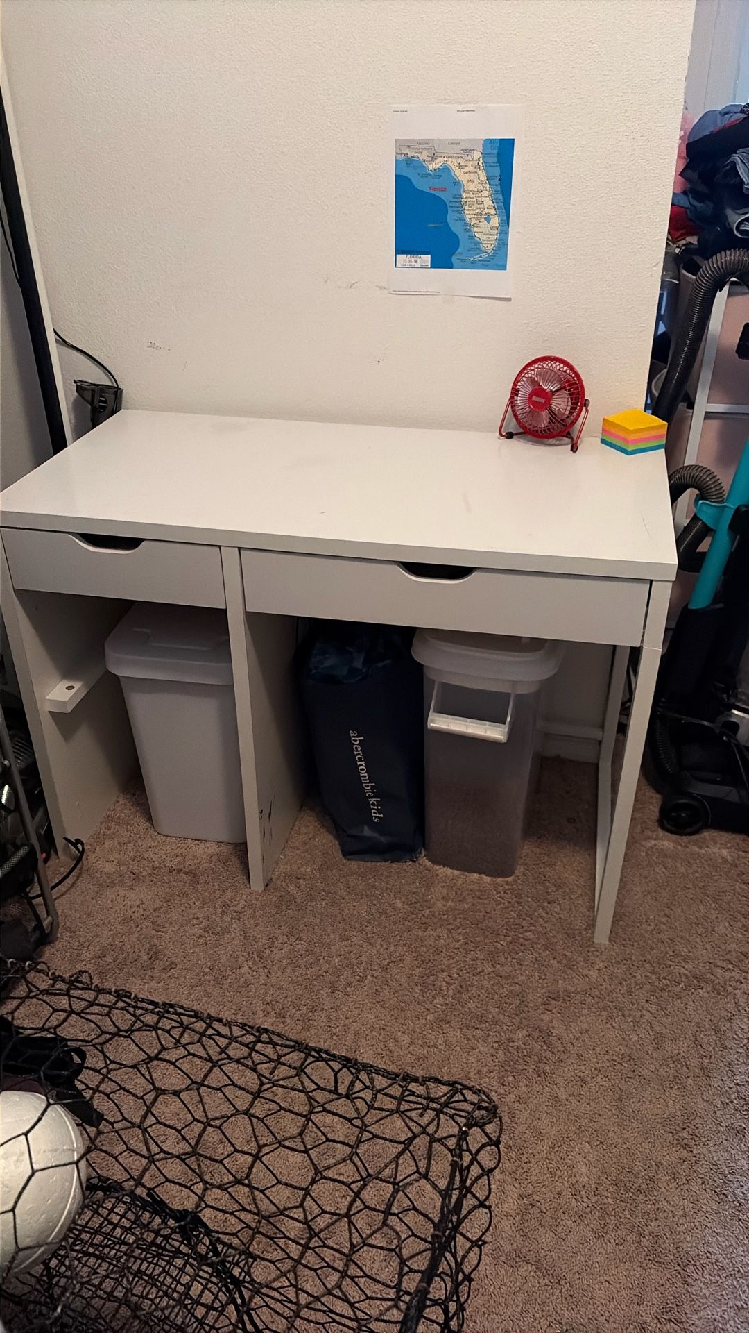 White desk and Computer Chair