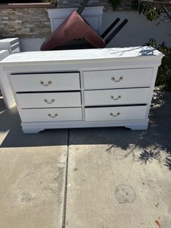 Drawers (free)