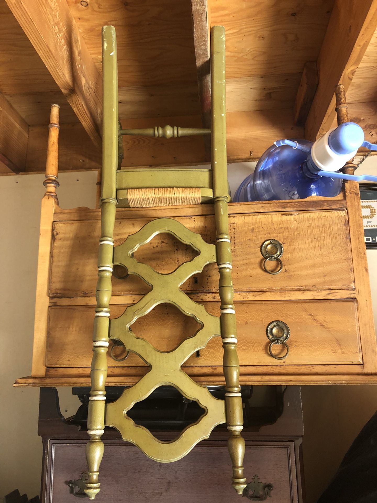 Antique desk With Chair