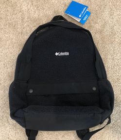 NEW Columbia Helvetia 14L Backpack (Fleece) - Black