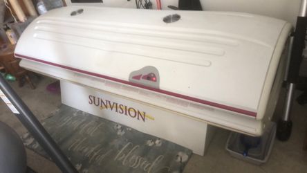 Sunvison tanning bed
