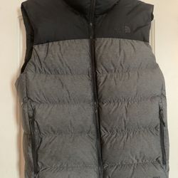 North Face Vest Size Small 