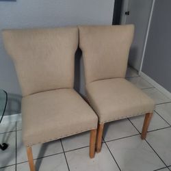 Chairs (‼️ If this post is up, it is still available please don’t ask. Serious inquiries only! ‼️