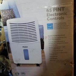 Dehumidifier 65 quarts brand new