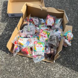 Lot of Mcdonald’s & Burger King Meal Toys