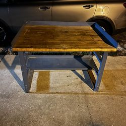 Solid Heavy Duty Work Bench