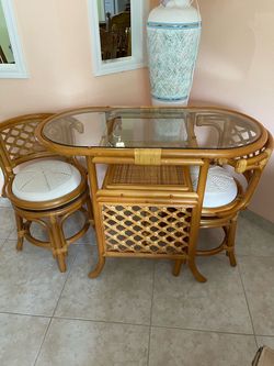 Borneo Compact Dining Set