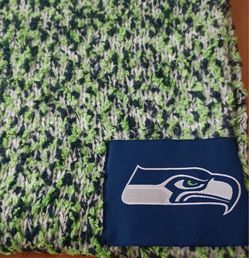 Excellent New Condition Foco Nfl Infinity Seahawks Scarf